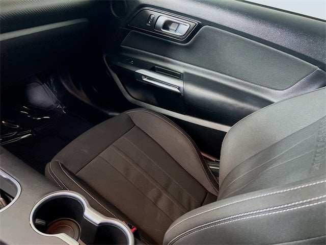 2022 Ford Mustang EcoBoost