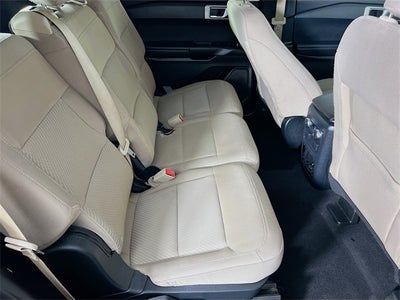 2021 Ford Explorer Base