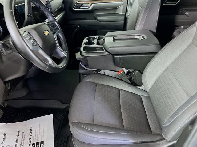 2025 Chevrolet Silverado 1500 LT LT1