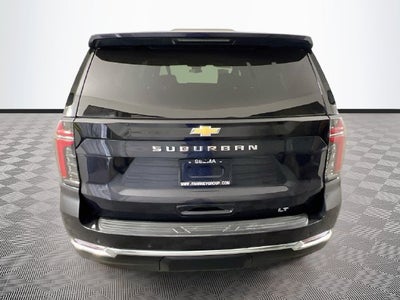 2025 Chevrolet Suburban LT
