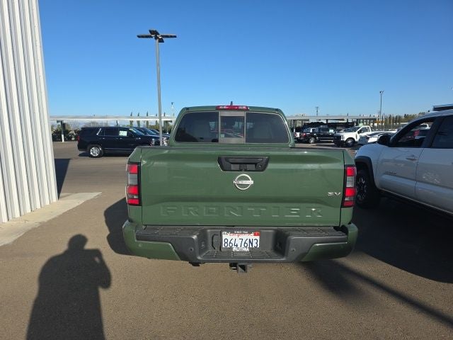 2022 Nissan Frontier SV