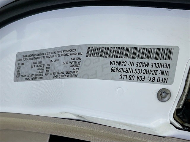 2022 Chrysler Voyager LX