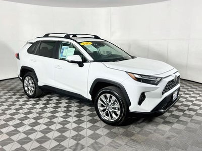 2025 Toyota RAV4 XLE Premium