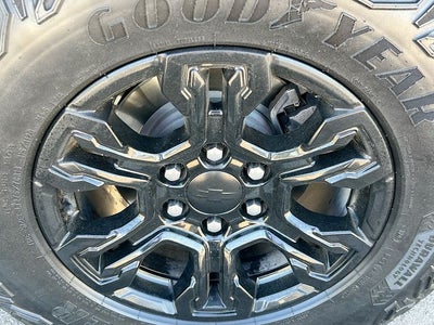 2023 Chevrolet Silverado 1500 ZR2