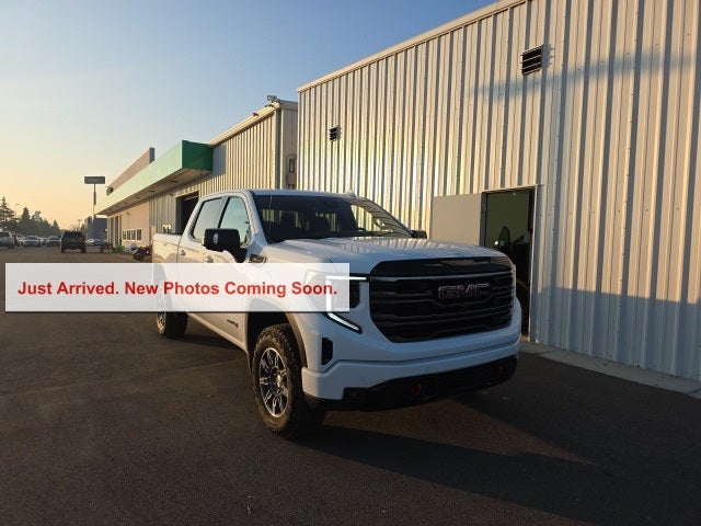 2025 GMC Sierra 1500 AT4