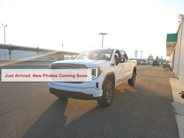 2025 GMC Sierra 1500 AT4