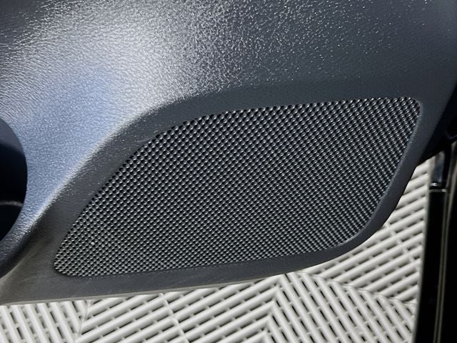 2023 Nissan Versa 1.6 SV