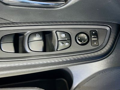 2023 Nissan Versa 1.6 SV