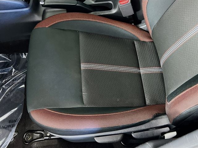 2024 Nissan Versa 1.6 SR