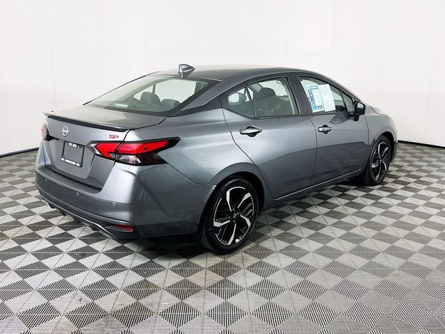 2024 Nissan Versa 1.6 SR