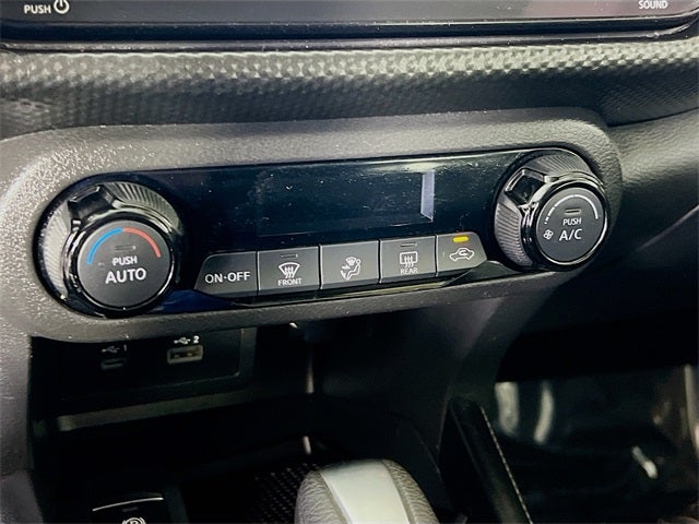 2022 Nissan Kicks SV