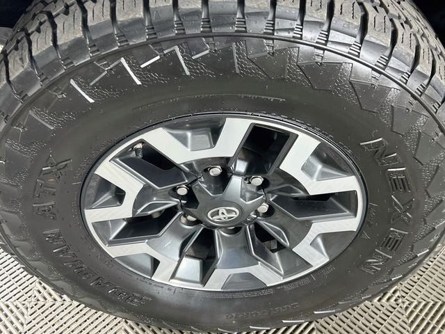 2021 Toyota Tacoma TRD Off-Road V6