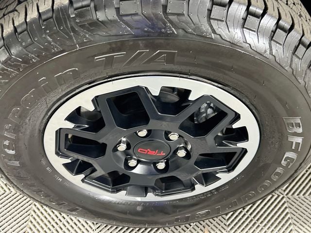 2025 Toyota Tacoma TRD Off-Road