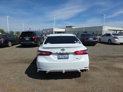 2019 Toyota Camry SE