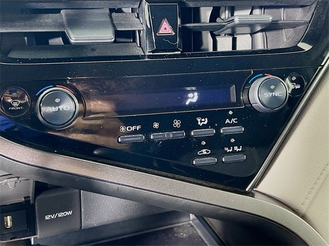 2021 Toyota Camry Hybrid LE