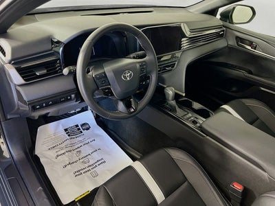 2025 Toyota Camry SE