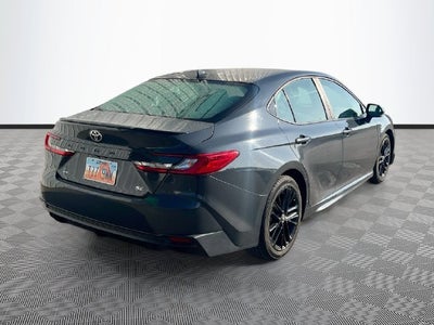 2025 Toyota Camry SE