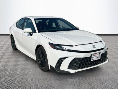 2025 Toyota Camry SE
