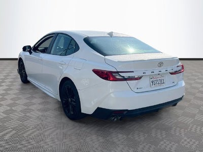 2025 Toyota Camry SE