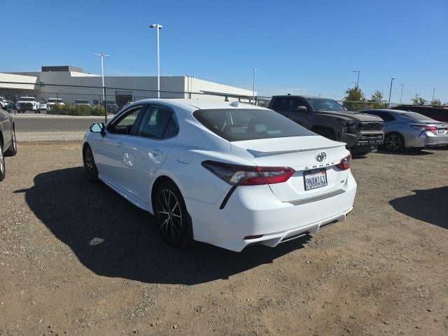 2024 Toyota Camry SE