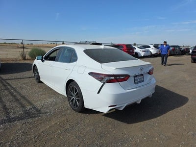 2022 Toyota Camry SE