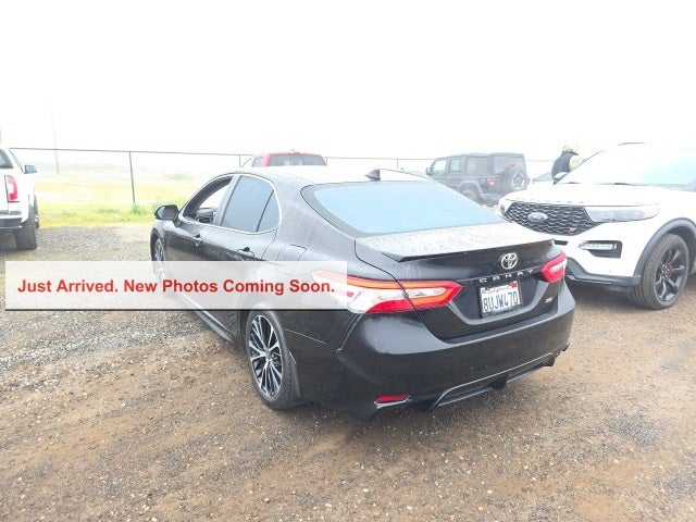 2020 Toyota Camry SE