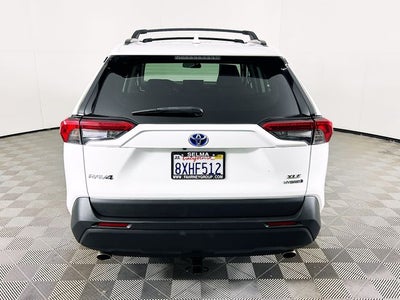 2021 Toyota RAV4 Hybrid XLE