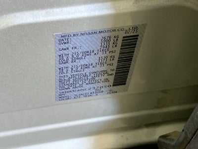 2025 Nissan Pathfinder SL