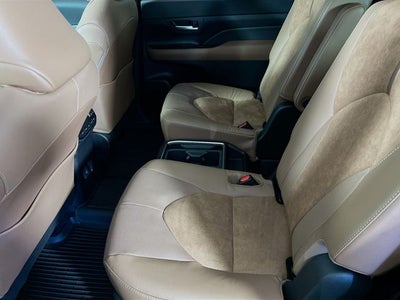 2026 Toyota Grand Highlander Hybrid MAX Platinum