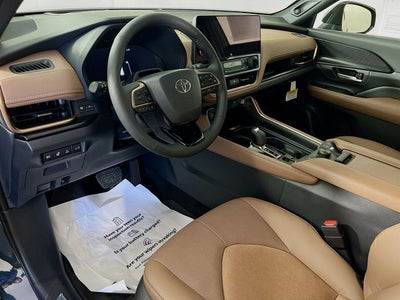 2026 Toyota Grand Highlander Hybrid MAX Platinum