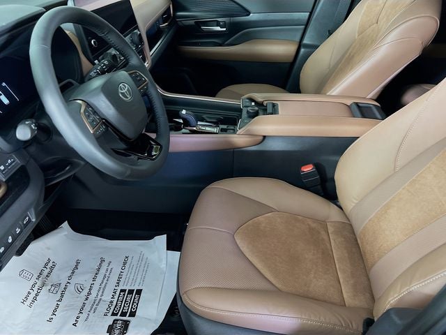 2026 Toyota Grand Highlander Hybrid MAX Platinum
