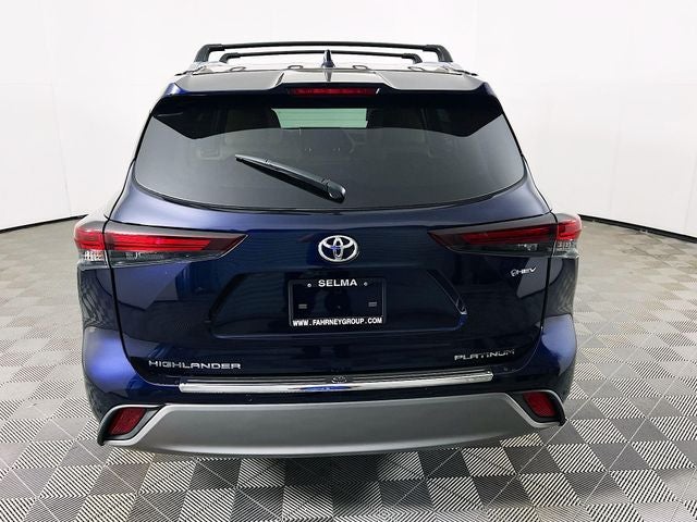 2026 Toyota Highlander Hybrid Platinum