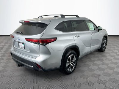 2021 Toyota Highlander Hybrid XLE