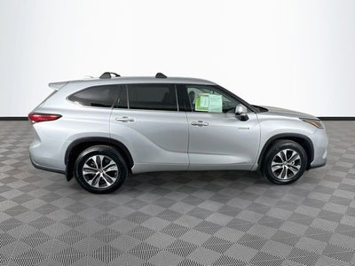 2021 Toyota Highlander Hybrid XLE