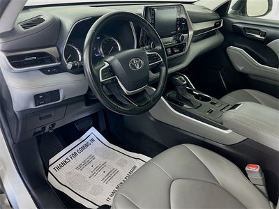 2022 Toyota Highlander XLE
