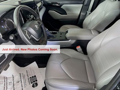 2023 Toyota Highlander Hybrid XLE