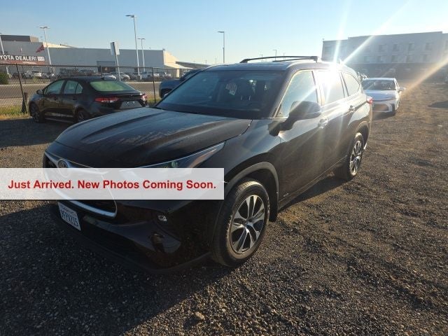 2023 Toyota Highlander Hybrid XLE