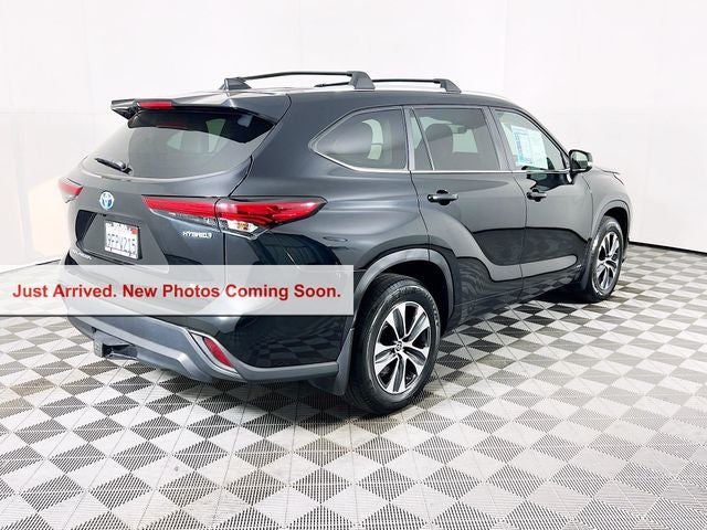 2023 Toyota Highlander Hybrid XLE