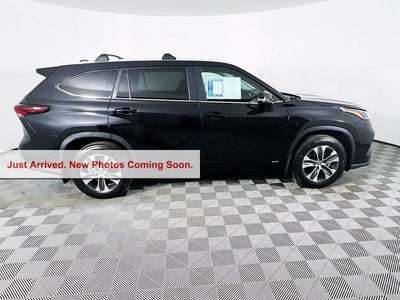 2026 Toyota Highlander Hybrid XLE