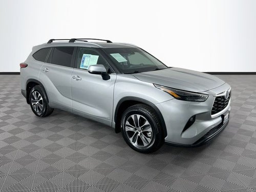 2023 Toyota Highlander Hybrid XLE