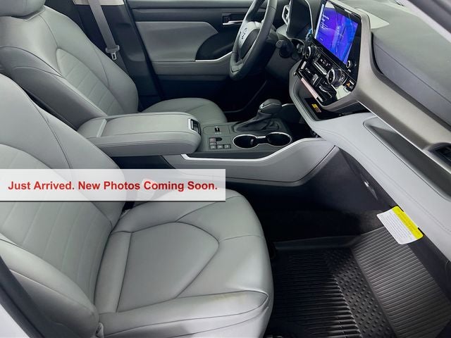 2026 Toyota Highlander Hybrid XLE