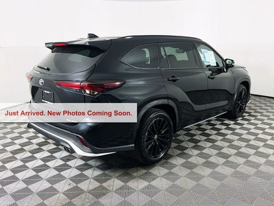 2025 Toyota Highlander XSE