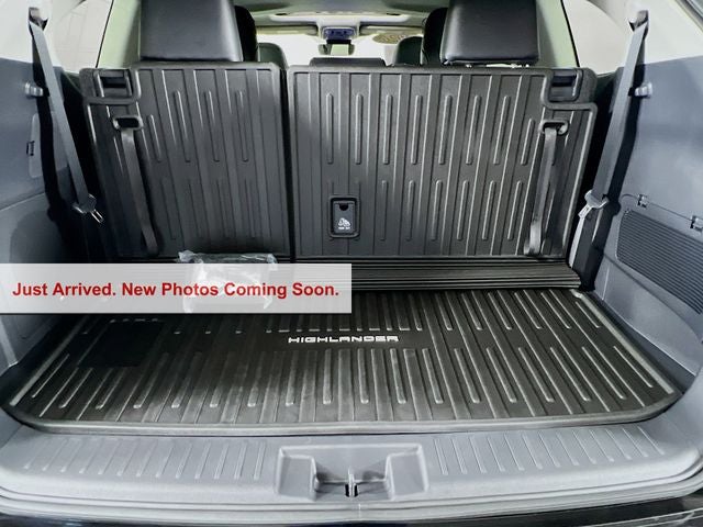 2026 Toyota Highlander Hybrid Limited