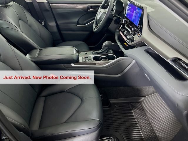 2026 Toyota Highlander Hybrid Limited