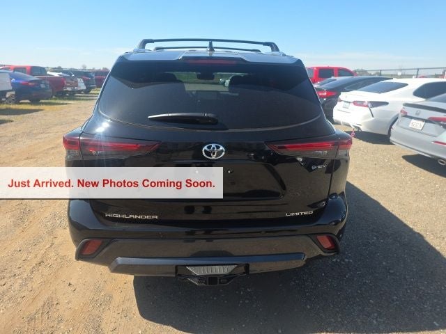 2026 Toyota Highlander Hybrid Limited