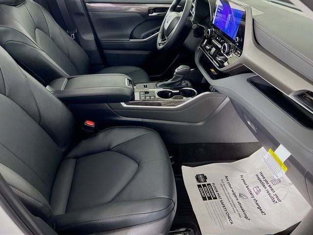 2026 Toyota Highlander Hybrid Limited