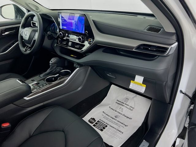 2026 Toyota Highlander Hybrid Limited