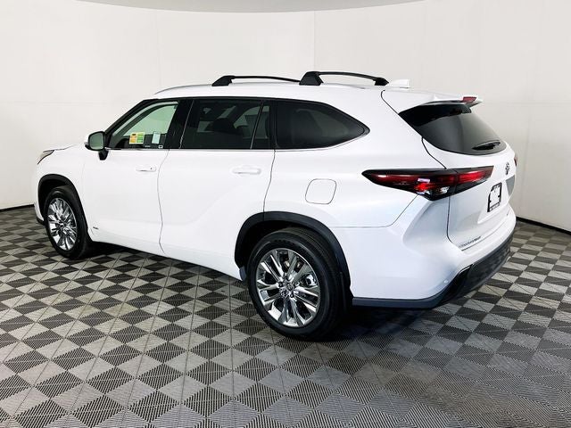 2026 Toyota Highlander Hybrid Limited