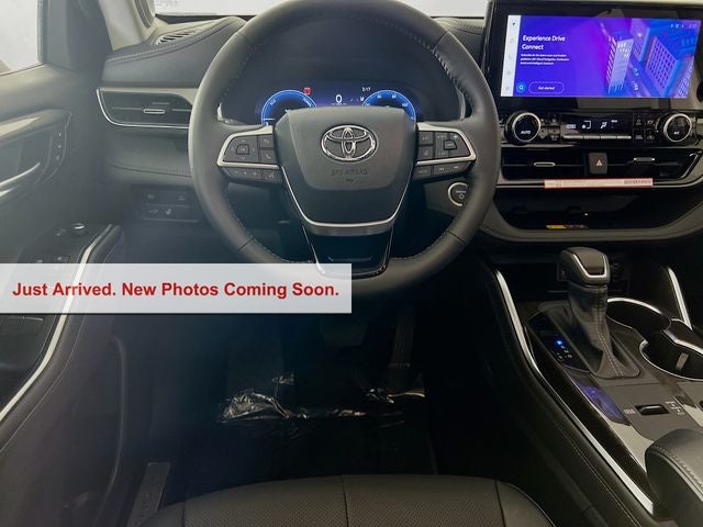 2026 Toyota Highlander Hybrid Limited