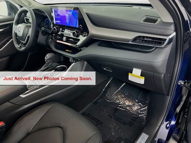 2026 Toyota Highlander Hybrid Limited